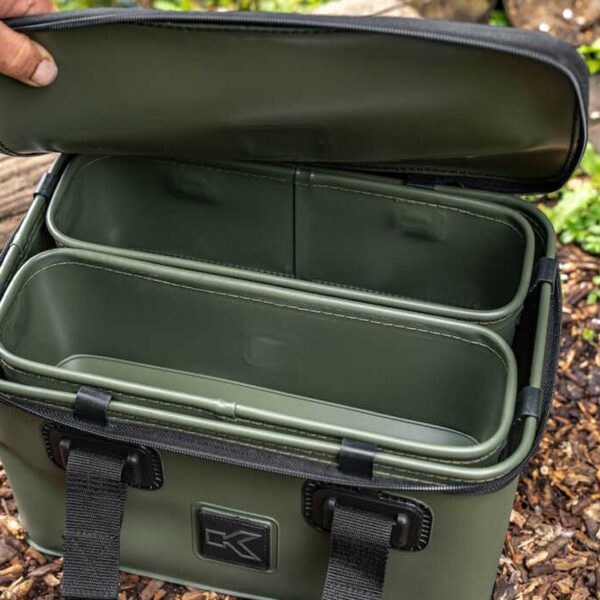 Eva Tackle & Bait Station KORUM (38X22X20cm) - immagine 2