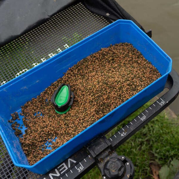 Box BLU porta pastura Bait Tub 6 pt (3,5 lt) PRESTON - immagine 4