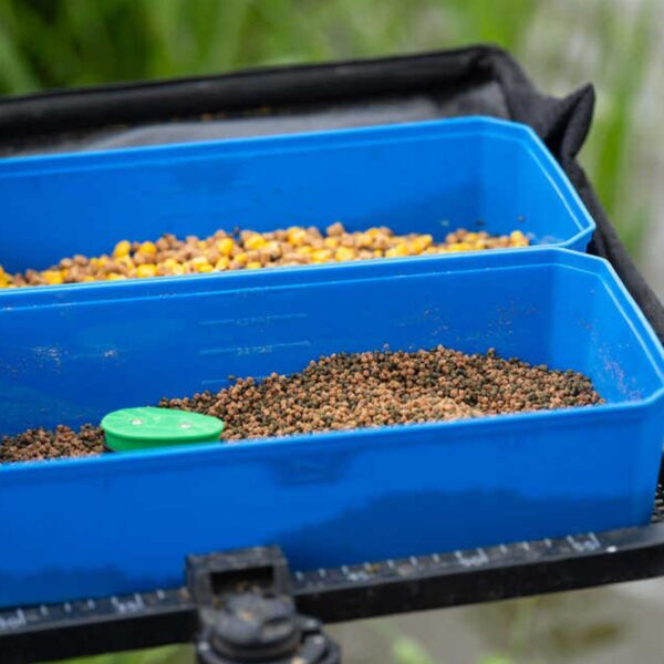Box BLU porta pastura Bait Tub 6 pt (3,5 lt) PRESTON - immagine 2