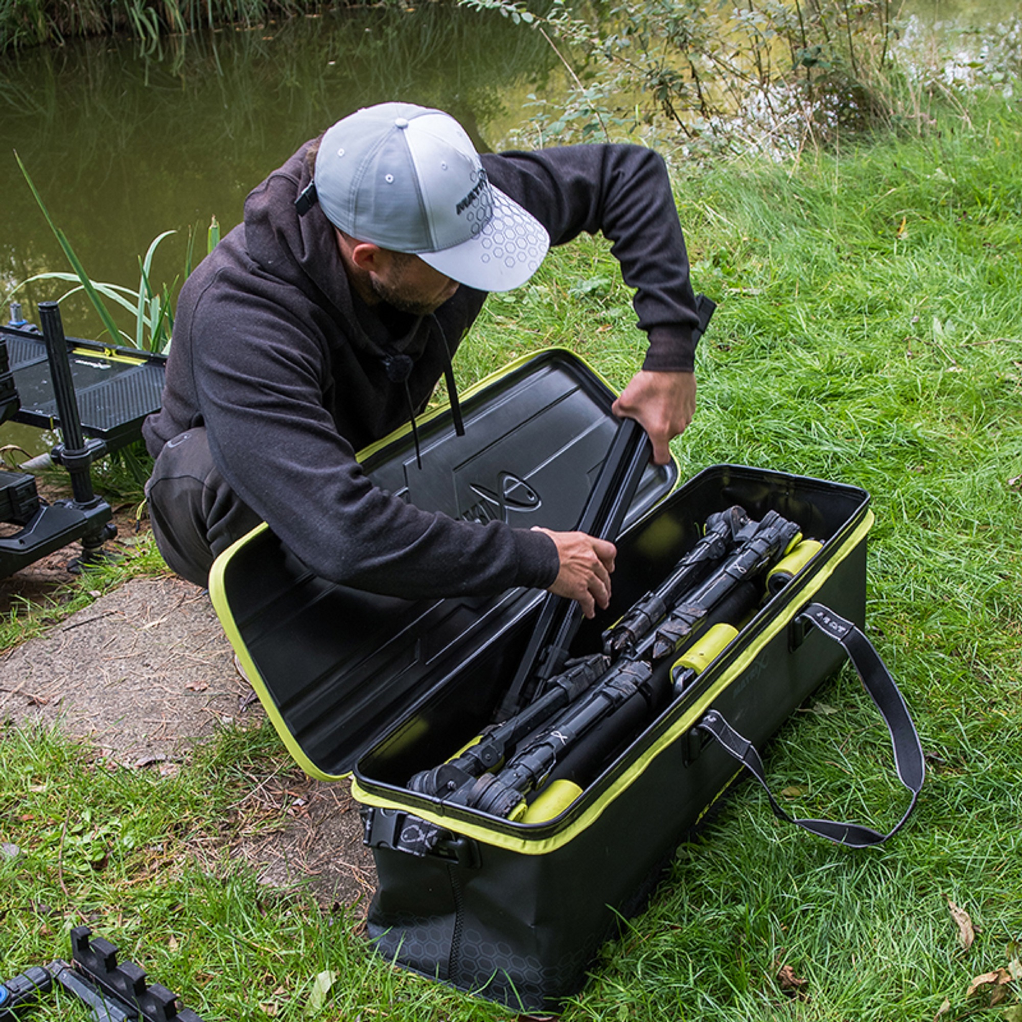 Borsa EVA XL Accessories Storage System MATRIX (100x25x28 cm) - immagine 6