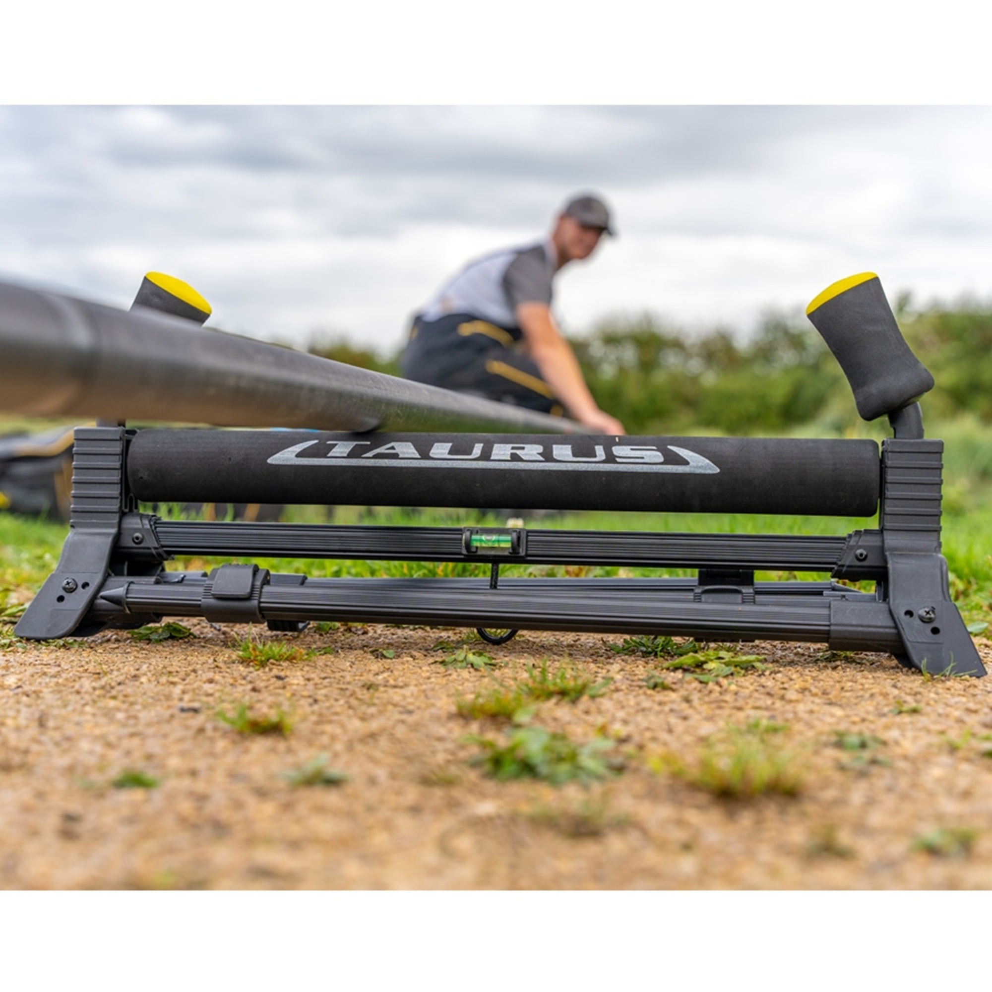 Rullo 4 gambe Taurus 500 Pole Roller NUFISH