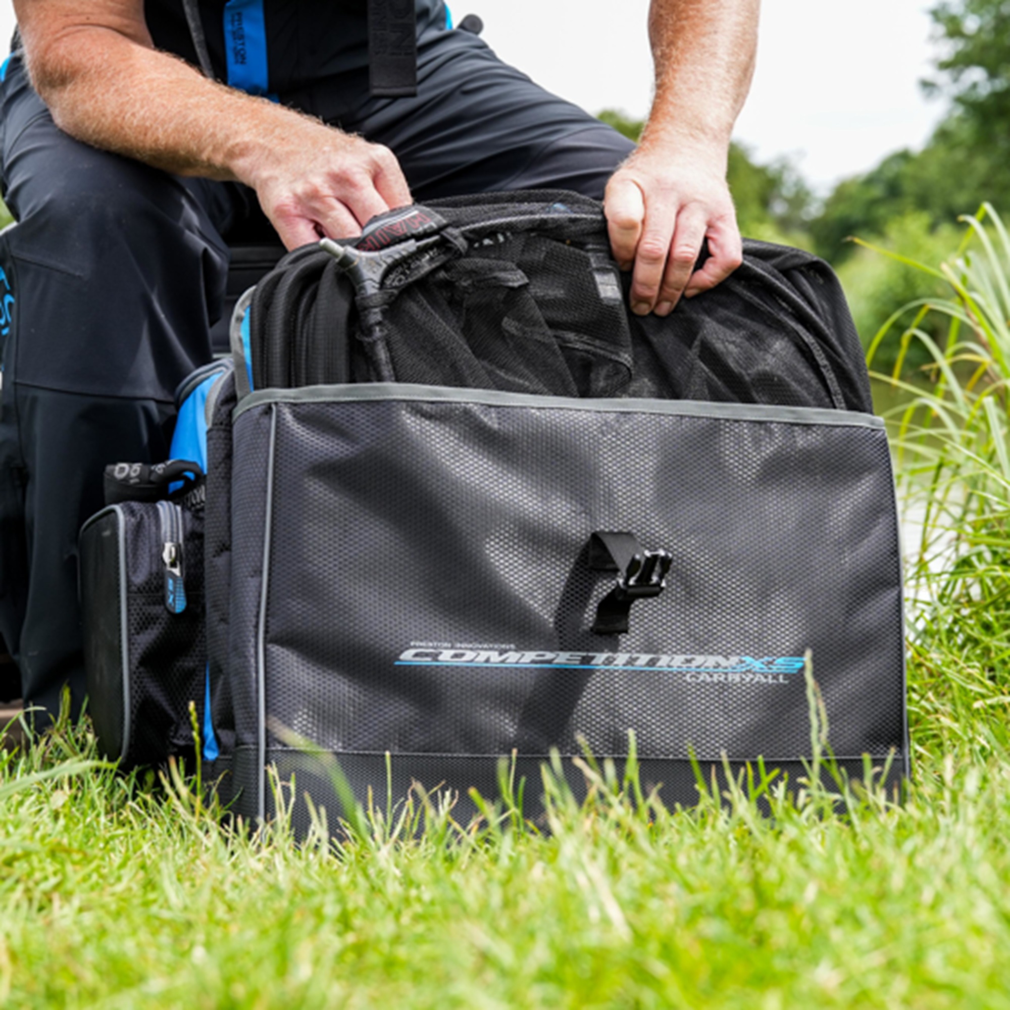 Borsa Competion XS Carryall PRESTON (33x40x53 cm) - immagine 3
